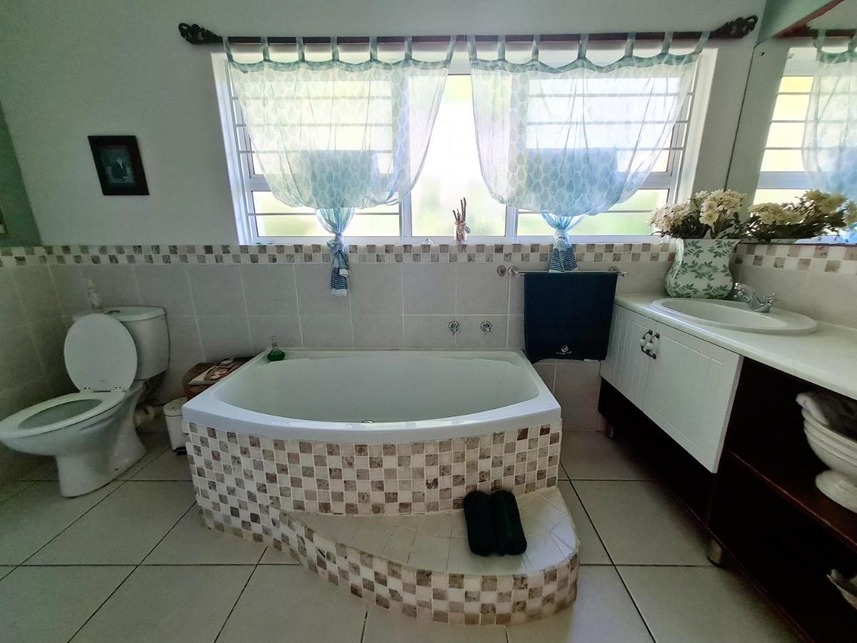 Shaka'S Seat Guesthouse Ballito Ngoại thất bức ảnh